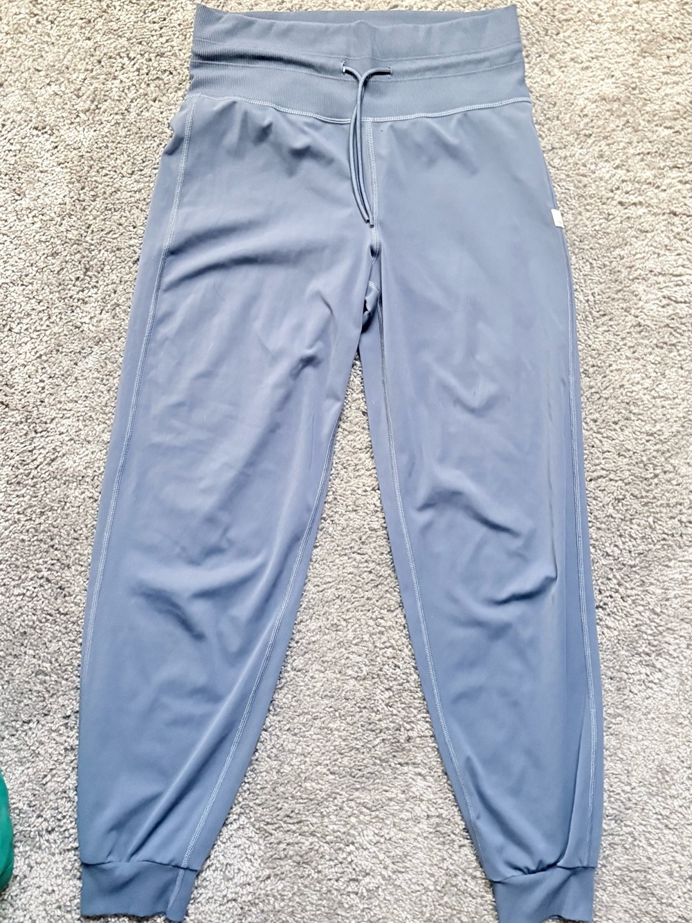 vuori navy joggers small